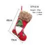 Weihnachtsdeko Stricksocken, gesichtslose Stricksocken, Christkindleschuhe, Süßsocken, Geschenkstrickschuhe, Weihnachtsdeko mit Tannenzapfenanhänger