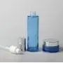 Bouteille en verre bleu ciel 100ml/3.4oz avec capuchon argenté brillant, vide, rechargeable, idéal pour cosmétiques, crèmes, maquillage, huiles essentielles, lotions et pompe à presser. Bouteille en verre bleu ciel 100ml/3.4oz avec capuchon argenté brillant, vide, rechargeable, idéal pour cosmétiques, crèmes, maquillage, huiles essentielles, lotions et pompe à presser.