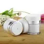 VASEANA 1PCS 15ml/0.5oz Airless Pump Jars Empty Refillable Makeup Cosmetic Jar Containers Airless Lotion Cream Via Pot Storages Dispenser with Lids Air Pump Travel Jars (Weiß)