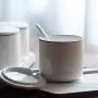 Contenants de stockage des épices, petits pots en porcelaine, contenants de condiments, pots d'épices en gros. Contenants de stockage des épices, petits pots en porcelaine, contenants de condiments, pots d'épices en gros.