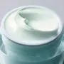 Crème Estée Lauder DayWear Multi-Protection Anti-oxydant 24H, SPF 15, pour Peau Normale à Mixte Crème Estée Lauder DayWear Multi-Protection Anti-oxydant 24H, SPF 15, pour Peau Normale à Mixte