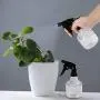 Plastik Sprühflaschen 4er Set, 237 ml (8 oz) Klare Sprühflaschen mit Schwarzlichem Auslöser, Verstellbarer Düse, für Reinigungsmittel, Gartenarbeit und Kochen