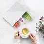 mDesign Kunststoff Küchenschrank, Schrank, Schreibtisch Organizer Aufbewahrung Station mit 3 Schubladen für Kaffee, Tee, Zucker, Süßigkeiten, Sahne, Getränkekapseln, Packungen - Weiß/Transparent