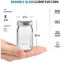 Mini Glasen Behälter für Gewürze; Set von 8 kleinen Glaskaraffen à 4 oz mit Deckeln – Für Kräuter & Gewürze, Marmelade, Honiggläser, (Nicht zum Einmachen) Favors, DIY & Basteln – Zusammen mit SEWANTA 28 Gewürzlabilen.