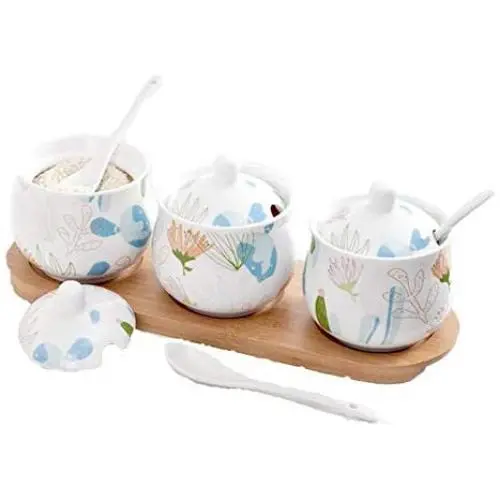 Bouteilles/Jars en Céramique pour Condiments, Épices, Poterie avec Couvercles, Cuillère en Bois, Plateau - Pot Cruet en Céramique, Assaisonnement, Sucre, Café, Sel, 8.8OZ (250ML), Set de 3 (Jardin) Bouteilles/Jars en Céramique pour Condiments, Épices, Poterie avec Couvercles, Cuillère en Bois, Plateau - Pot Cruet en Céramique, Assaisonnement, Sucre, Café, Sel, 8.8OZ (250ML), Set de 3 (Jardin)