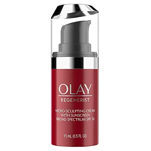 Crème Hydratante Visage Olay Regenerist Micro-Sculpting avec Filtre Solaire SPF 30, Petite Épreuve 0,5 oz Crème Hydratante Visage Olay Regenerist Micro-Sculpting avec Filtre Solaire SPF 30, Petite Épreuve 0,5 oz