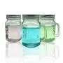Glasbehälter aus Mason-Gläsern mit Henkel, Schussgläser mit geprägtem Logo, Silberdeckel und Plastikstrohhalme. 16 oz. pro Stück. Old Fashion Drinking Glasses – Pack von 6 Stück von Premium Vials.