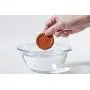 Conteneur de stockage transparent pour sucre roux progressif. Conteneur de stockage transparent pour sucre roux progressif.