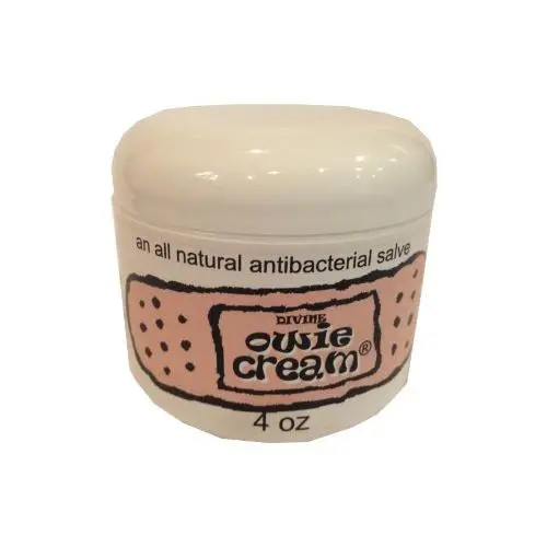 Owie Cream (4 oz) – Deutsche Übersetzung:

Owie Cremes (4 oz) – Cremes für den Pferdemund.