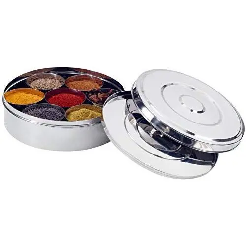 Boîte à épices Zinel/Masala Dabba avec 7 compartiments et 2 couvercles en acier inoxydable, 22 cm, argent. Boîte à épices Zinel/Masala Dabba avec 7 compartiments et 2 couvercles en acier inoxydable, 22 cm, argent.