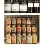 SpiceLuxe Premium Gewürzglas-Set – 14 leere quadratische Glasbehälter, schwarze Metalldeckel, 100 Gewürzlipsen, Einfach zu verwendende Dosierkanne und Schüttelaufsätze – Dekorativer Behälter zur Organisation von Gewürzregalen oder Vorratskammern