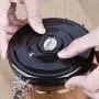 Grande Récipient Scellé pour Graines de Café avec Valve d'Évacuation CO2 Unidirectionnelle/Cadran Chronomètre, 1,8L Conservateur d'Ingrédients en Acier Inox Étanche (Noir) Grande Récipient Scellé pour Graines de Café avec Valve d'Évacuation CO2 Unidirectionnelle/Cadran Chronomètre, 1,8L Conservateur d'Ingrédients en Acier Inox Étanche (Noir)