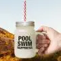Baignade Joyeuse dans la Piscine Marron, Bocal en Verre Froissé avec Paille Baignade Joyeuse dans la Piscine Marron, Bocal en Verre Froissé avec Paille