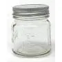 Bouteilles en verre Mason carrées de 240 ml (12 pack) avec couvercles argentés. Bouteilles en verre Mason carrées de 240 ml (12 pack) avec couvercles argentés.