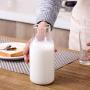 Klare Glas-Aufbewahrungsvasen mit Holzstopfen für die Küche, Küchenorganisation, Müsli-Behälter.