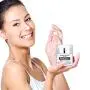 Retinol Creme – Retinol Feuchtigkeitscreme für Gesicht – Mit Retinol, Hyaluronsäure, Vitamin E und Grüntee, zur Anti-Aging-Wirkung, gegen Falten, feine Linien, Akne, Rötungen – Bester Tag- und Nachtcreme. 47 ml