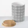 Bouteilles de cuisine Ikat Gastro Chic, Jeu de 3, Pour Biscuits, Denrées Secs, Sans BPA, Céramique Blanche Vernissée, Couvercles en Bois, Rustique Noir et Blanc, 15 cm (6 po) de diamètre Bouteilles de cuisine Ikat Gastro Chic, Jeu de 3, Pour Biscuits, Denrées Secs, Sans BPA, Céramique Blanche Vernissée, Couvercles en Bois, Rustique Noir et Blanc, 15 cm (6 po) de diamètre