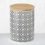 Bouteilles de cuisine Ikat Gastro Chic, Jeu de 3, Pour Biscuits, Denrées Secs, Sans BPA, Céramique Blanche Vernissée, Couvercles en Bois, Rustique Noir et Blanc, 15 cm (6 po) de diamètre Bouteilles de cuisine Ikat Gastro Chic, Jeu de 3, Pour Biscuits, Denrées Secs, Sans BPA, Céramique Blanche Vernissée, Couvercles en Bois, Rustique Noir et Blanc, 15 cm (6 po) de diamètre