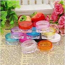 Feadem 60 Pieces 5g Cosmetic Container, Square Empty Cosmetic Pots Cosmetic Jars Travel Refillable Clear Plastic Makeup Containers Cosmetic Jars with for Creams/Powder/Mineral Make Up Cosmetic Bottles