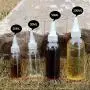 MacRoog Camping Condiment Bottles Storage Can Container Spice Jar Seasoning Box Portable Oil Sauces Bottle Wide Funnel for BBQ Picnic – Deutsch:

MacRoog Camping Gewürzflaschen Aufbewahrungsdose Behälter Gewürzglas Würze Behälter Tragbarer Ölbehälter Sauc