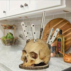 [Skull Knife Block Decor] 15cm/5.9in Resin Skull Knife Block - Indoor/Outdoor Use, No Electricity Required - Perfect for Home or Office Decor