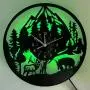 LED Wanduhr | Einzigartiges LED Vinyl Wanduhr | Waldbär Elch Hirsch Wanduhr Berg Haus Wanduhr | Original Geschenk für Wohnzimmer, Schlafzimmer, Büro Dekoration - Perfektes Geschenk für Geburtstag, Muttertag, Frühlingszeit, Abschlussfeier, Weihnachten