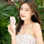 Portable Selfie Mini Handheld Fans, Battery Operated Clip on Mini Desk Fan, Portable Travel Mini Fan with LED Light Can be Clamped on the Mobile Phone to Take Photos