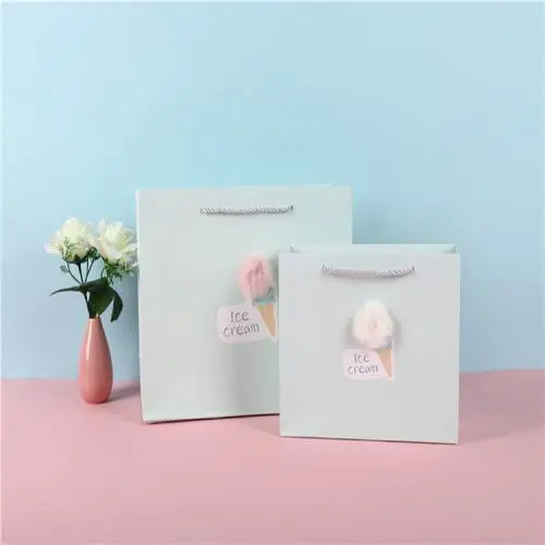 Customized New Design Fancy Colorful Printed Portable Handle Paper Gift Bags With Logo Print Customized New Design Fancy Colorful Printed Portable Handle Paper Gift Bags With Logo Print