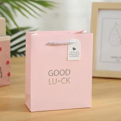 Customized simple good raw material necklace jewelry gift packaging carry-on paper bag with handles