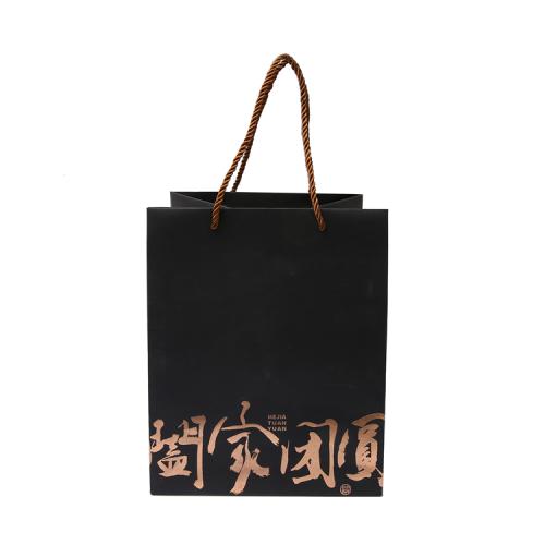 Wholesale In Stock Custom Logo Black Hard Paper Bag Luxury Recycled Gift Paper Bag With Handle