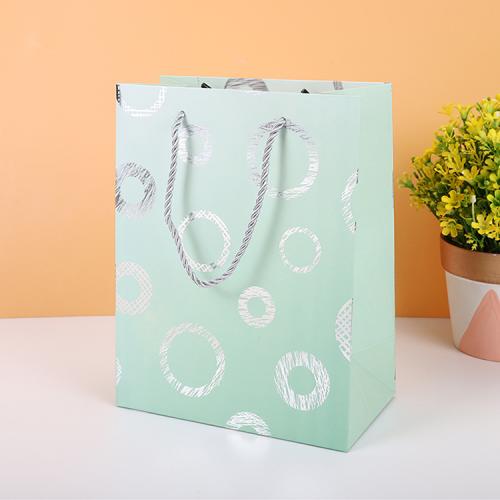 Wholesale Custom High Quality Ivory Board Handle Simple Paper Gift Bags Packaging For Shopping