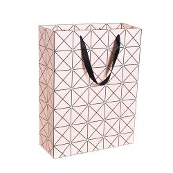 Good Quality Reasonable Simple Universal Packaging Paper Gift Bags With Custom Design Logo Types