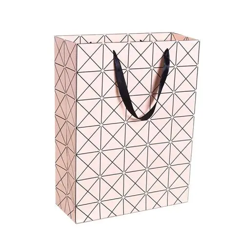 Good Quality Reasonable Simple Universal Packaging Paper Gift Bags With Custom Design Logo Types Good Quality Reasonable Simple Universal Packaging Paper Gift Bags With Custom Design Logo Types