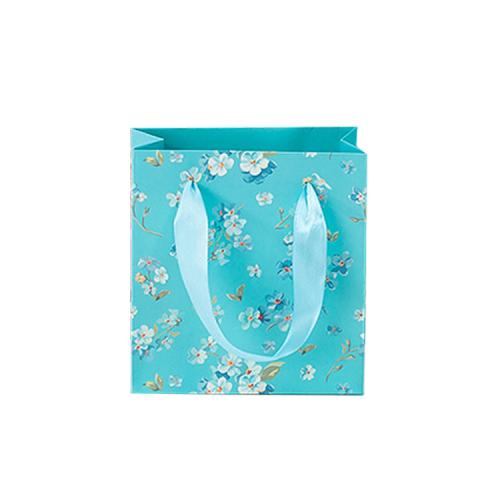 Good Quality Easy Shipping Delicate Environmental Paper Gift Packaging Bags With Ribbon Tie Handle