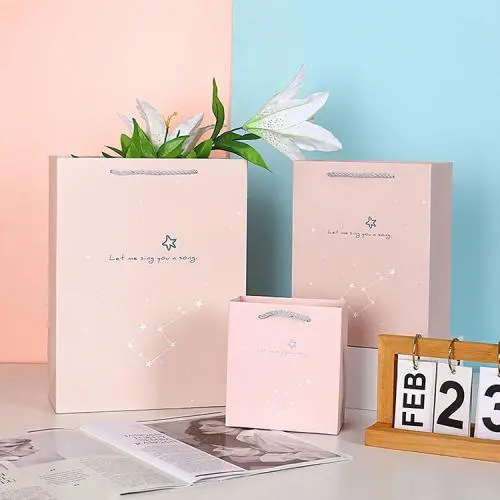 Spezialdesign Hochwertige Verschiedene Farben Zarte Boutique Einkaufspapiertüten mit individuellem Logo.