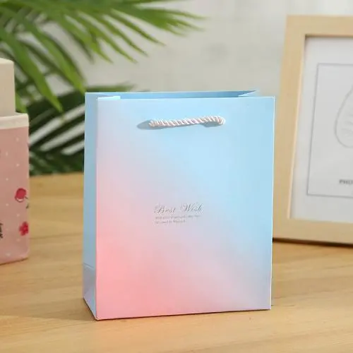 Sac à main en papier léger avec poignées, idéal pour emballer bijoux bruts personnalisés, cadeau, parfait pour les voyages. Sac à main en papier léger avec poignées, idéal pour emballer bijoux bruts personnalisés, cadeau, parfait pour les voyages.