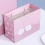 Sac en papier cadeau portable et réutilisable, design neuf, tendance, couleur personnalisée, impression personnalisée avec logo. Sac en papier cadeau portable et réutilisable, design neuf, tendance, couleur personnalisée, impression personnalisée avec logo.