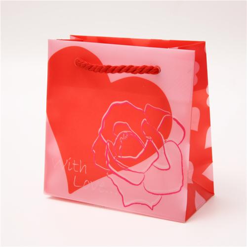 High Quality Custom Logo Easy Shipping Plastic Gift Bag Printed Plastic Bag With Handle