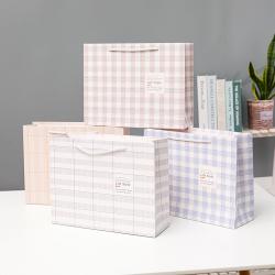 Wholesale Good Quality New Types Fancy Delpaper Gift Packaging Bag With Custom Design Logo
