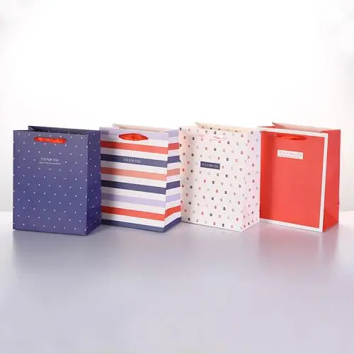 Customized Classic Portable Recycled Striped Wave Dot Boutique Shopping Paper Gift Bags Packaging Customized Classic Portable Recycled Striped Wave Dot Boutique Shopping Paper Gift Bags Packaging