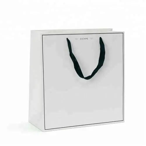 Low Price Good Quality High-capacity Handmade White Paper Shopping Gift Packaging Bag With Custom Logo Low Price Good Quality High-capacity Handmade White Paper Shopping Gift Packaging Bag With Custom Logo