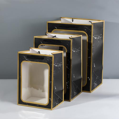 Wholesale New Design Luxury Portable Window White Card Paper Gift Bags With Handles