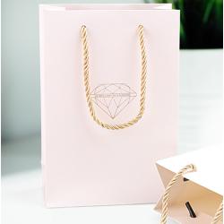 Handmade high quality guarantee gold stamping paper gift packaging bag with custom logo and handles