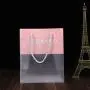 Sacs Cadeaux Transparent Personnalisés avec Coloration Frosting Artisanale, Ventes Chaudes et Prix Raisonnables pour Emballage Boutique de Petits Articles. Sacs Cadeaux Transparent Personnalisés avec Coloration Frosting Artisanale, Ventes Chaudes et Prix Raisonnables pour Emballage Boutique de Petits Articles.