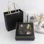 Boîte d'emballage cadeau romantique et luxueuse de vente en gros avec design personnalisé et logo. Boîte d'emballage cadeau romantique et luxueuse de vente en gros avec design personnalisé et logo.