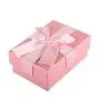 Maßgeschneiderte Geschenkschachteln in verschiedenen Größen und Farben mit Schleifen – Individuelle Geschenke verpacken.