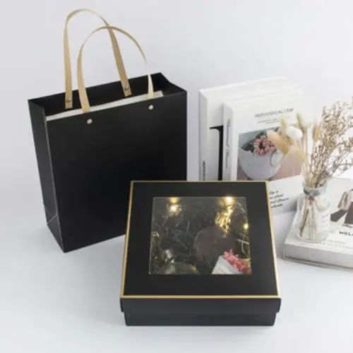 Boîte d'emballage élégante et romantique de luxe pour cadeaux de Saint-Valentin, vente en gros avec design personnalisé et logo. Boîte d'emballage élégante et romantique de luxe pour cadeaux de Saint-Valentin, vente en gros avec design personnalisé et logo.
