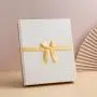 Boîte cadeau luxe personnalisée, belle, à prix réduit, avec logo et ruban. Boîte cadeau luxe personnalisée, belle, à prix réduit, avec logo et ruban.