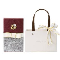 Wholesale Hot Selling Custom Logo Handmade Rigid Cover And Tray Cardboard Packing Gift Box With Handle