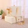 Boîte Cadeau Rigide Artisanale et Élégante avec Poignée, Personnalisée avec Logo de Luxe. Boîte Cadeau Rigide Artisanale et Élégante avec Poignée, Personnalisée avec Logo de Luxe.
